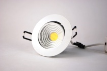 Встраиваемый светодиодный светильник  FL-LED Consta B 7W White 2700K белый круглый поворотный